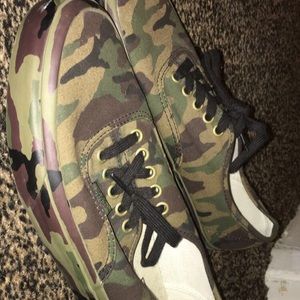 Camo Vans